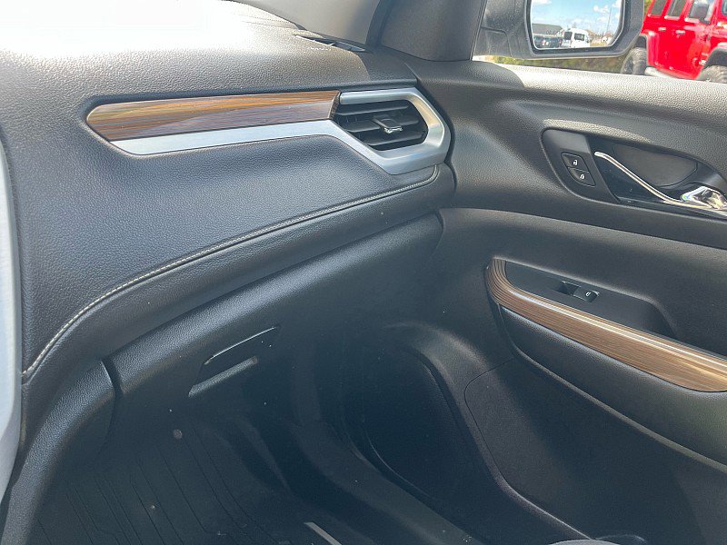 Used 2020 GMC Acadia SLE w/ Driver Convenience Package image 27