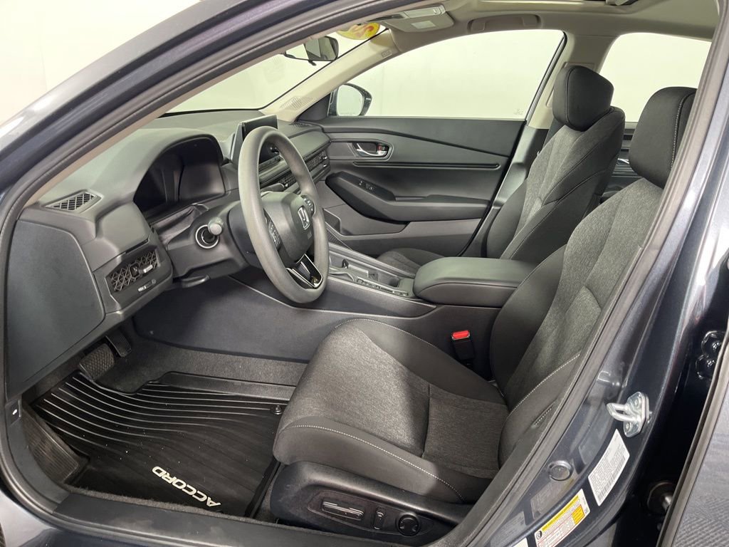Used 2025 Honda Accord SE image 21