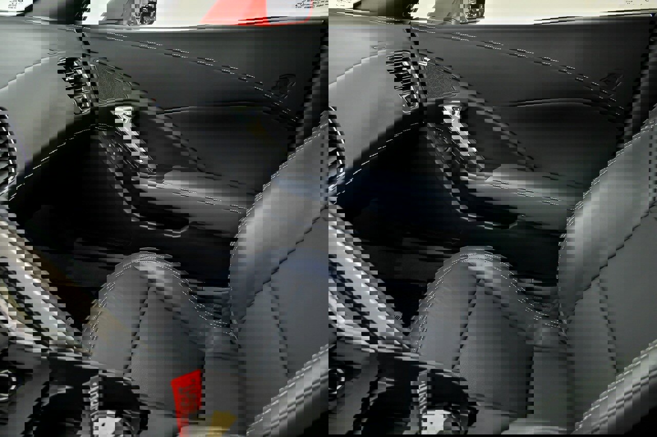 Used 2015 Chevrolet Corvette Z06 w/ Z07 Performance Package image 35