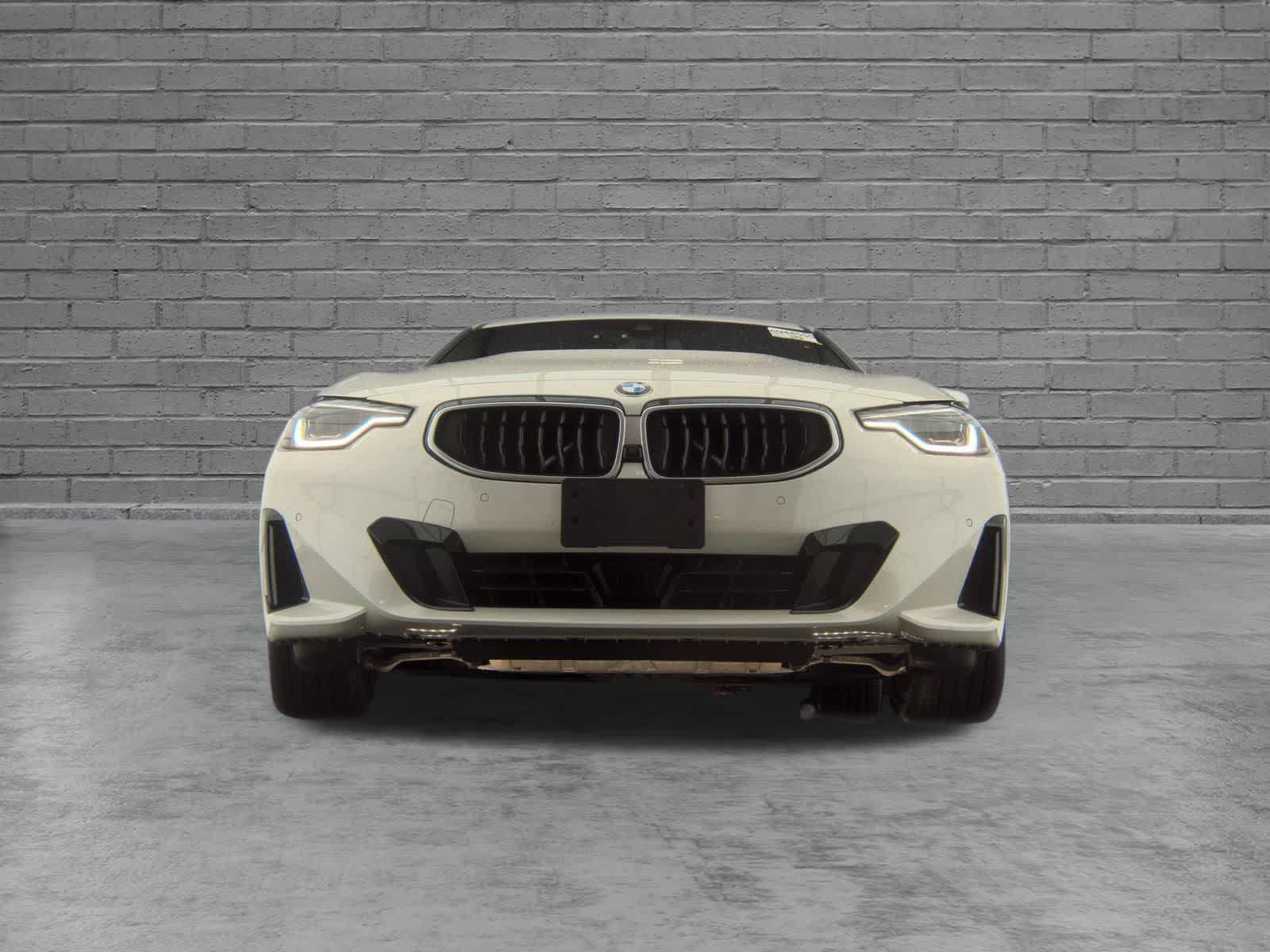 Used 2025 BMW 230i xDrive Coupe w/ Premium Package AWD/4WD image 4