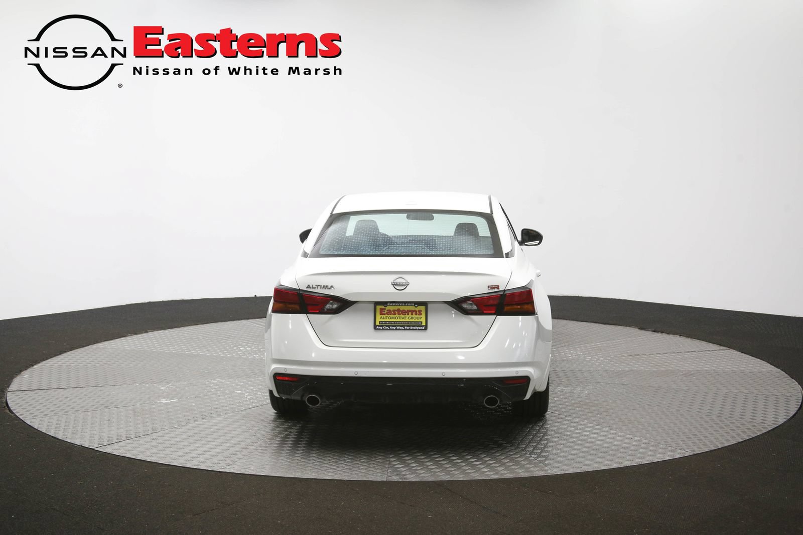 Used 2025 Nissan Altima 2.5 SR FWD image 36