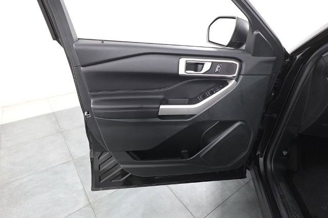 Certified 2023 Ford Explorer XLT w/ Equipment Group 202A image 8