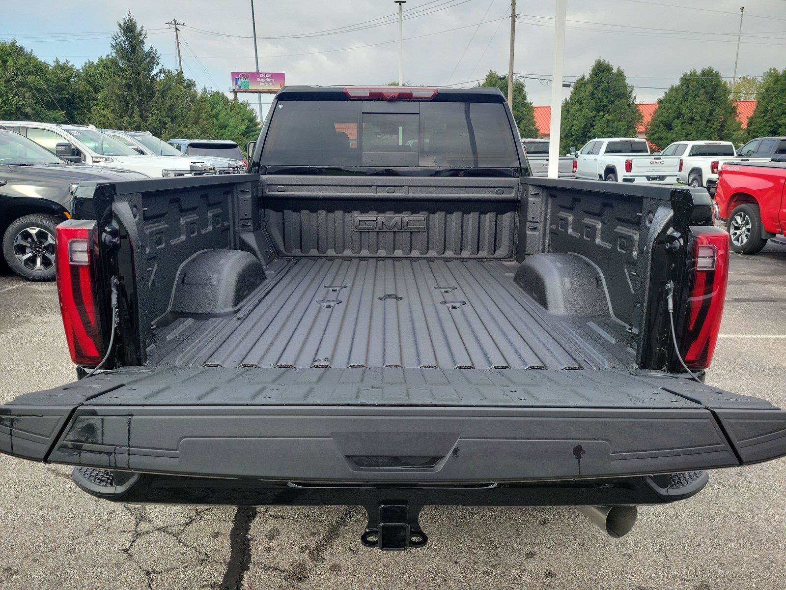New 2026 GMC Sierra 2500 Denali w/ Denali Reserve Package AWD/4WD image 7