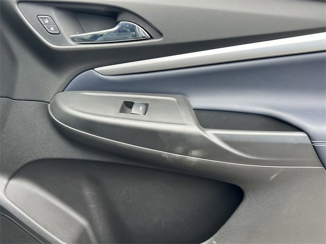 Used 2022 Chevrolet Bolt EUV Premier w/ Sun & Sound Package image 37