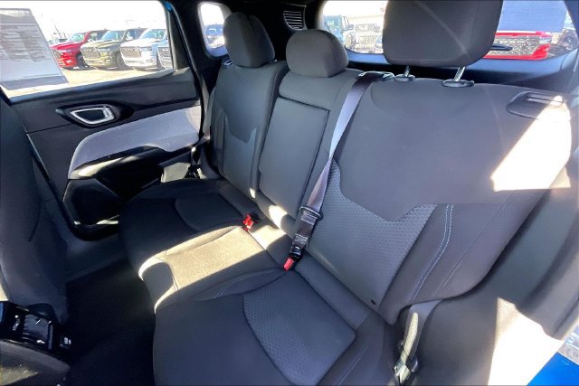 Certified 2025 Jeep Compass Sport AWD/4WD image 28