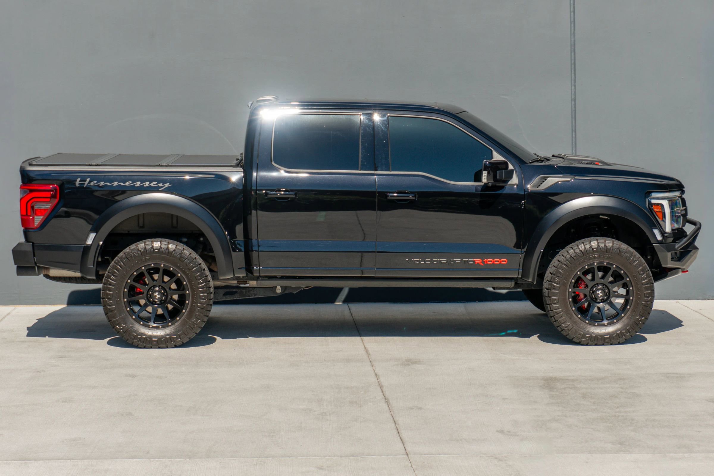 Used 2025 Ford F150 Raptor w/ Equipment Group 803A Raptor R image 6