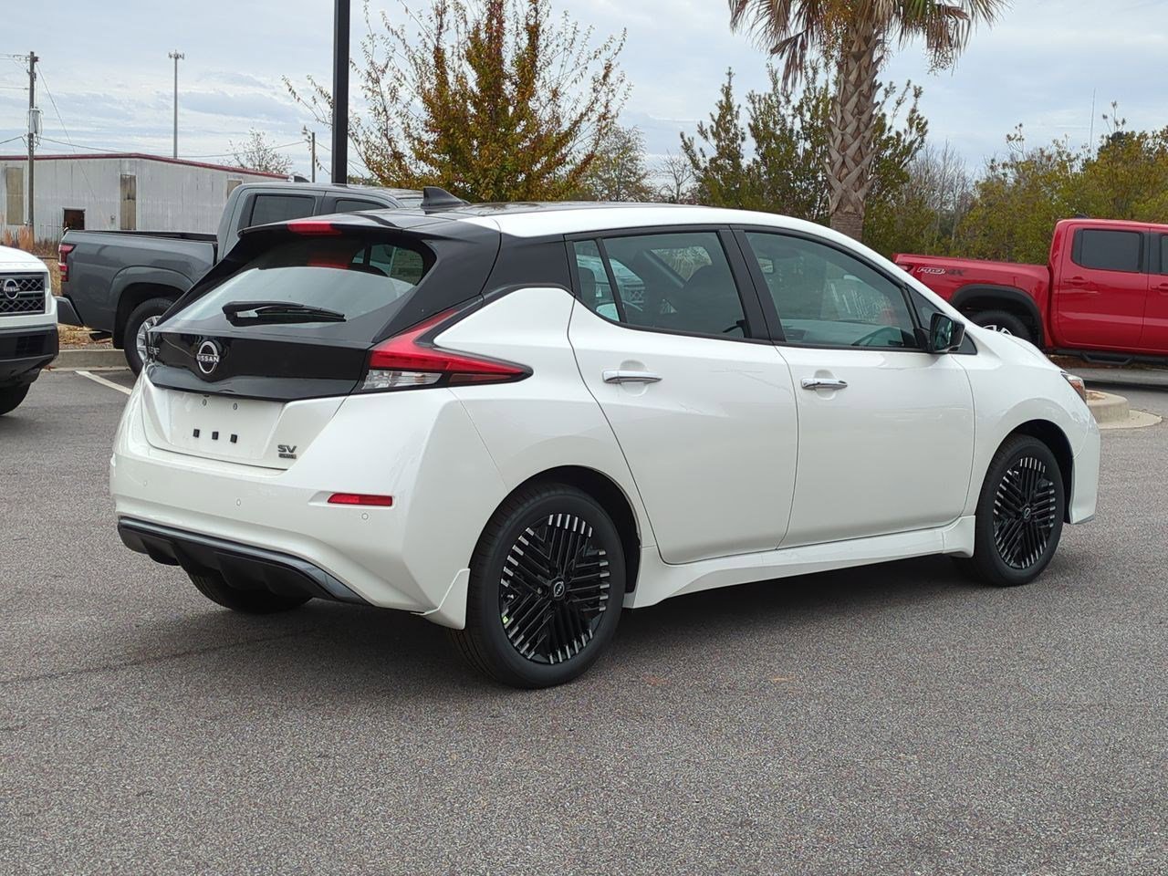 Certified 2024 Nissan Leaf SV Plus FWD image 4