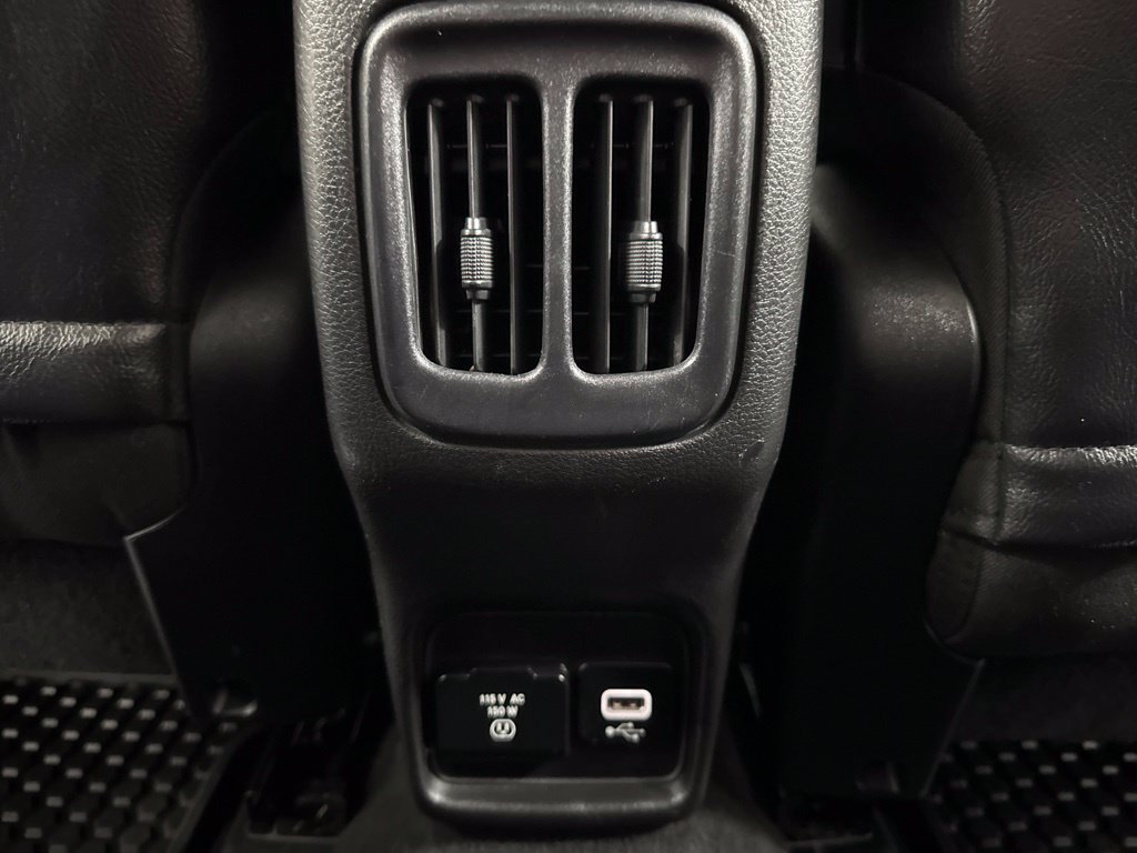 Used 2017 Jeep Compass Trailhawk w/ Navigation Group AWD/4WD image 35
