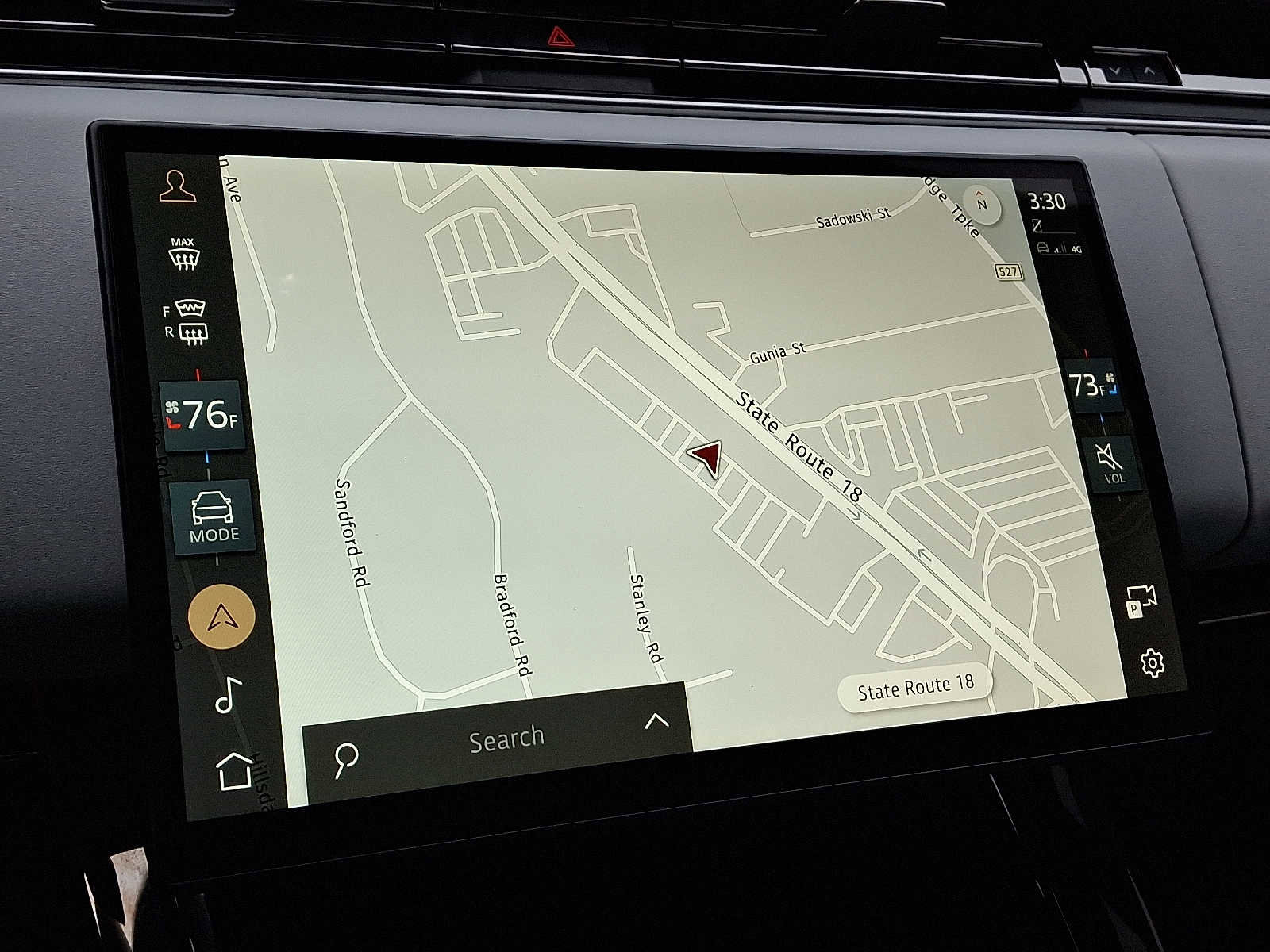 Used 2024 Land Rover Range Rover Sport Dynamic SE image 17