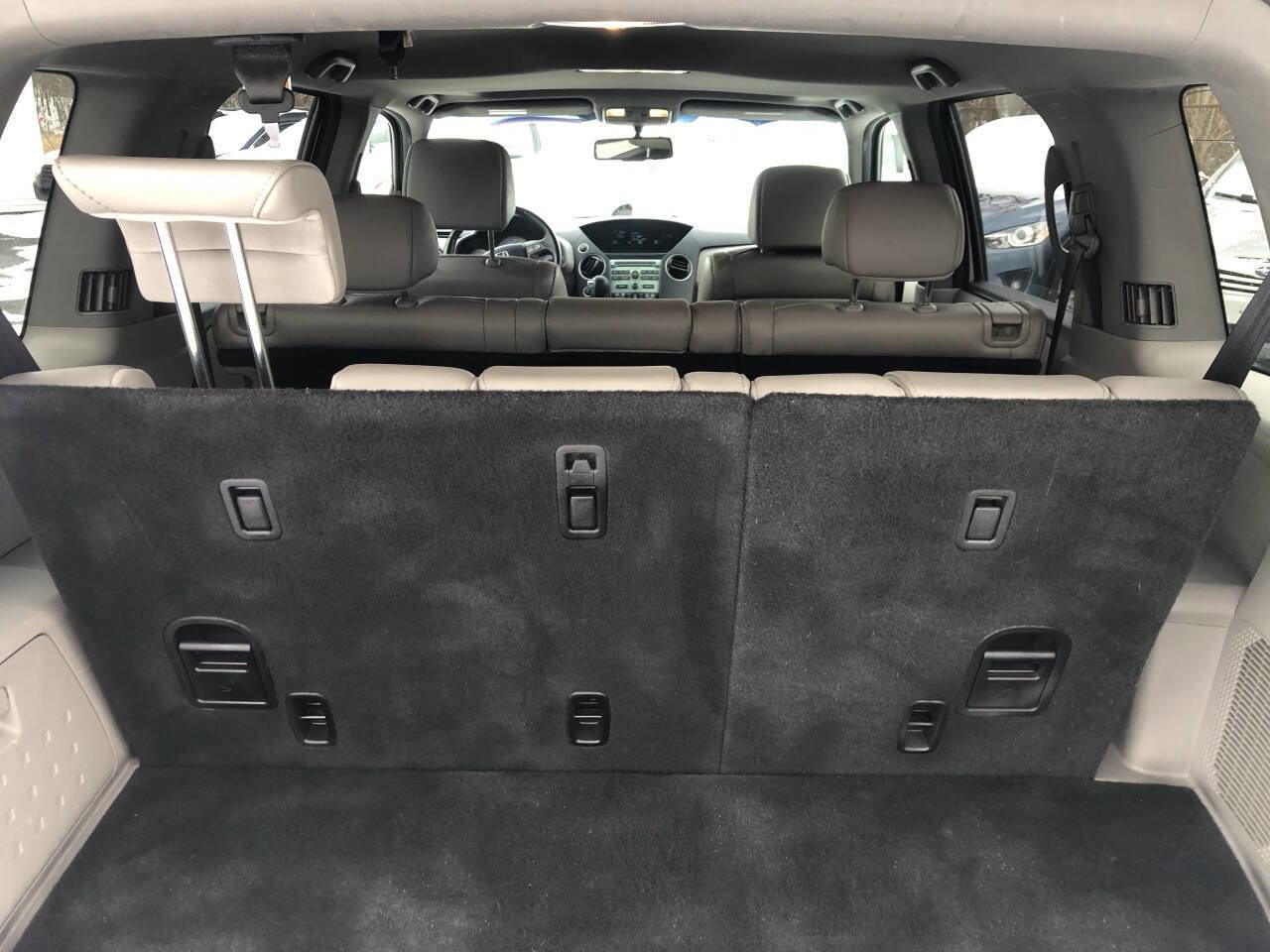 Used 2010 Honda Pilot EX-L image 10