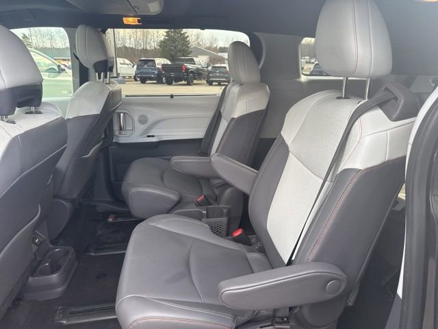 Used 2021 Toyota Sienna AWD image 31