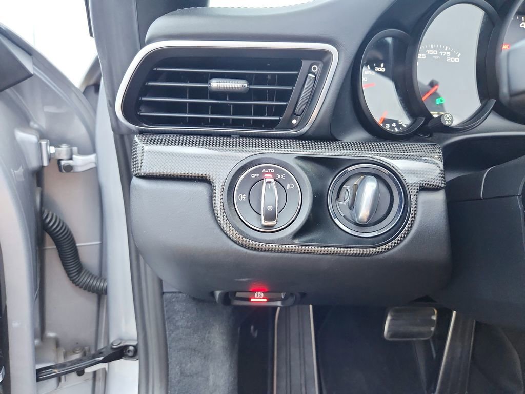 Used 2017 Porsche 911 Carrera 4S image 26