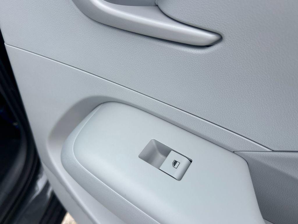 New 2026 Hyundai Kona SE AWD/4WD image 27