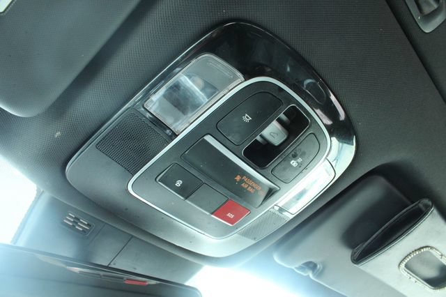 Used 2022 Hyundai Santa Cruz Limited AWD/4WD image 22