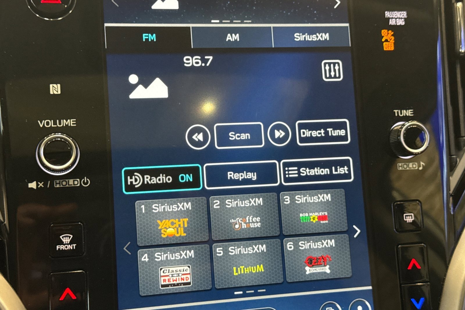 Certified 2025 Subaru Outback Onyx Edition image 17