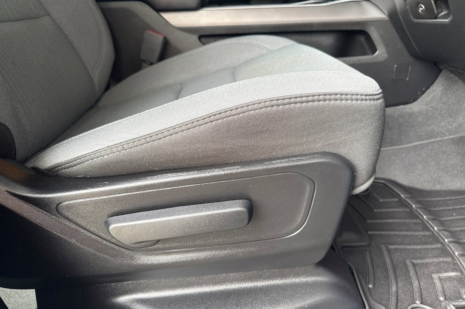 Used 2020 RAM 1500 Big Horn AWD/4WD image 21