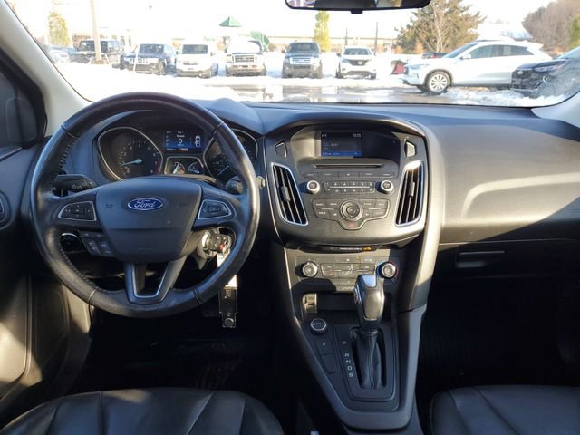 Used 2016 Ford Focus SE w/ Equipment Group 201A FWD image 30