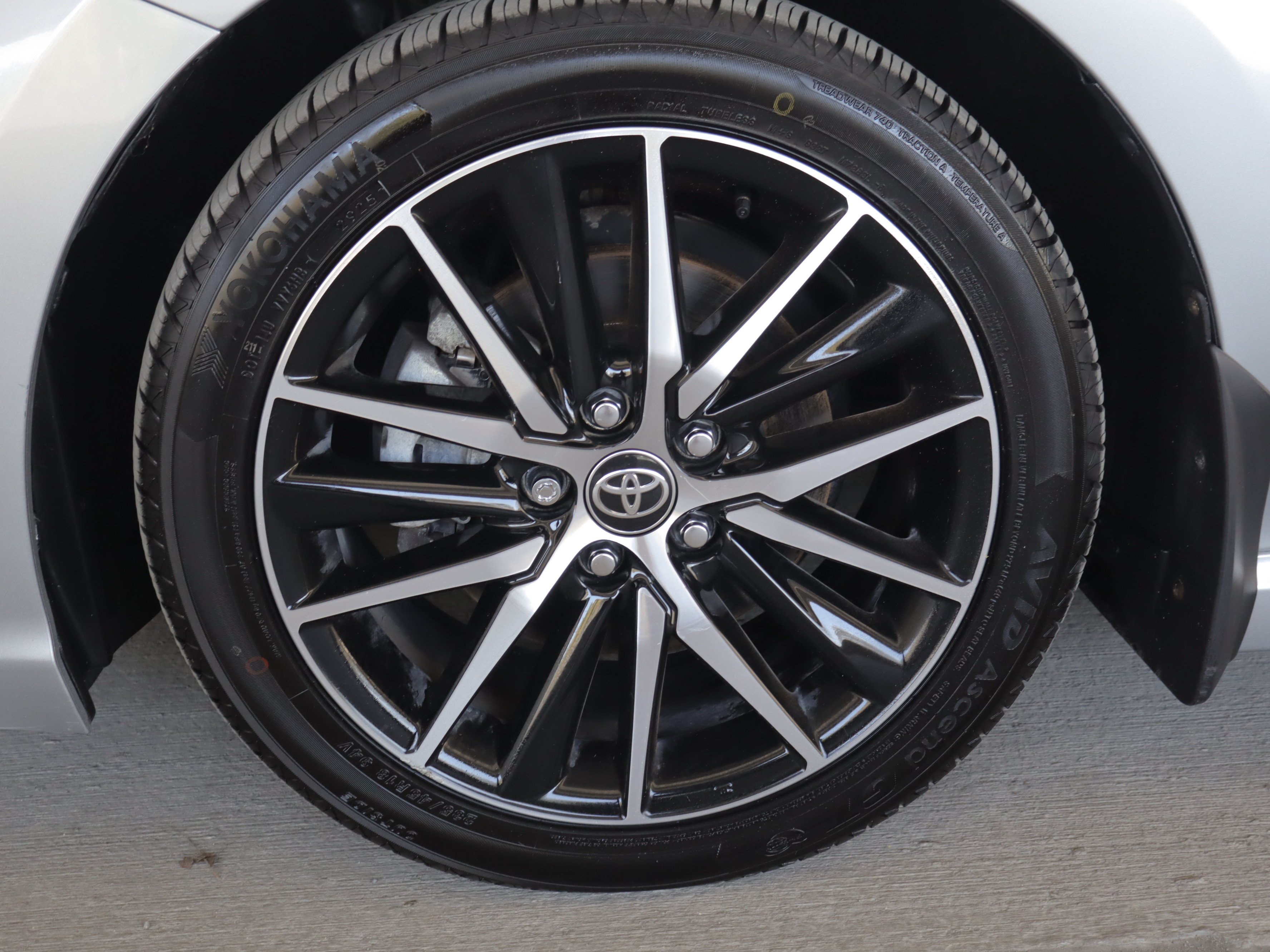 Used 2023 Toyota Camry SE AWD/4WD image 26