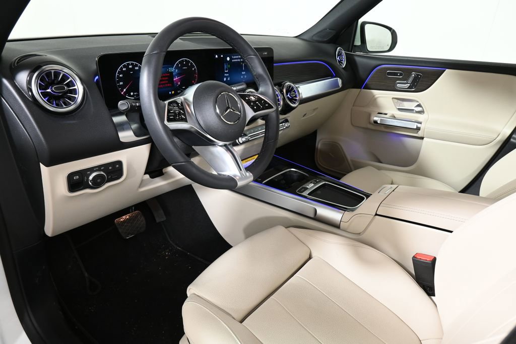 Certified 2026 Mercedes-Benz GLB 250 4MATIC image 14