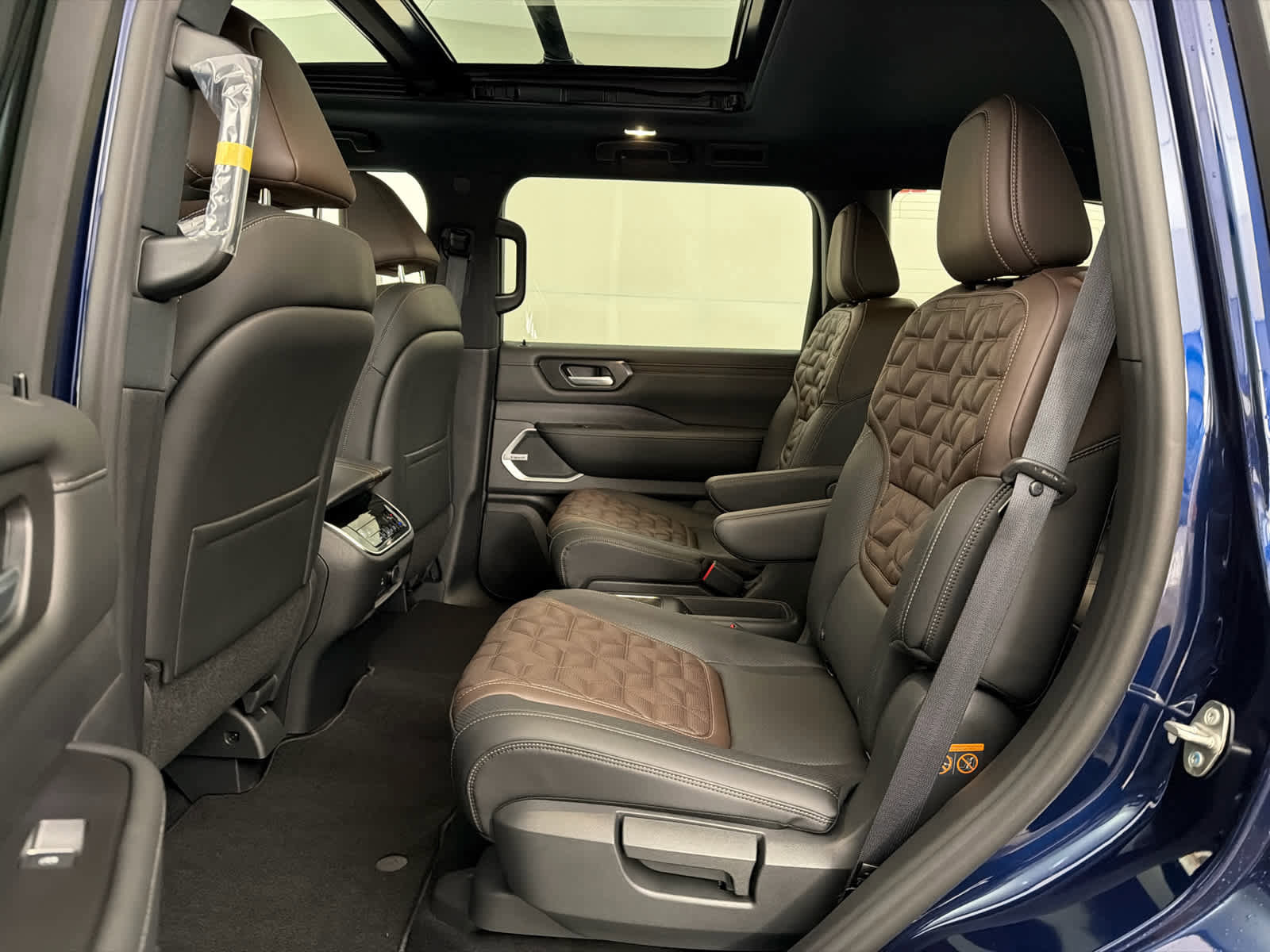 New 2026 Nissan Armada Platinum image 16