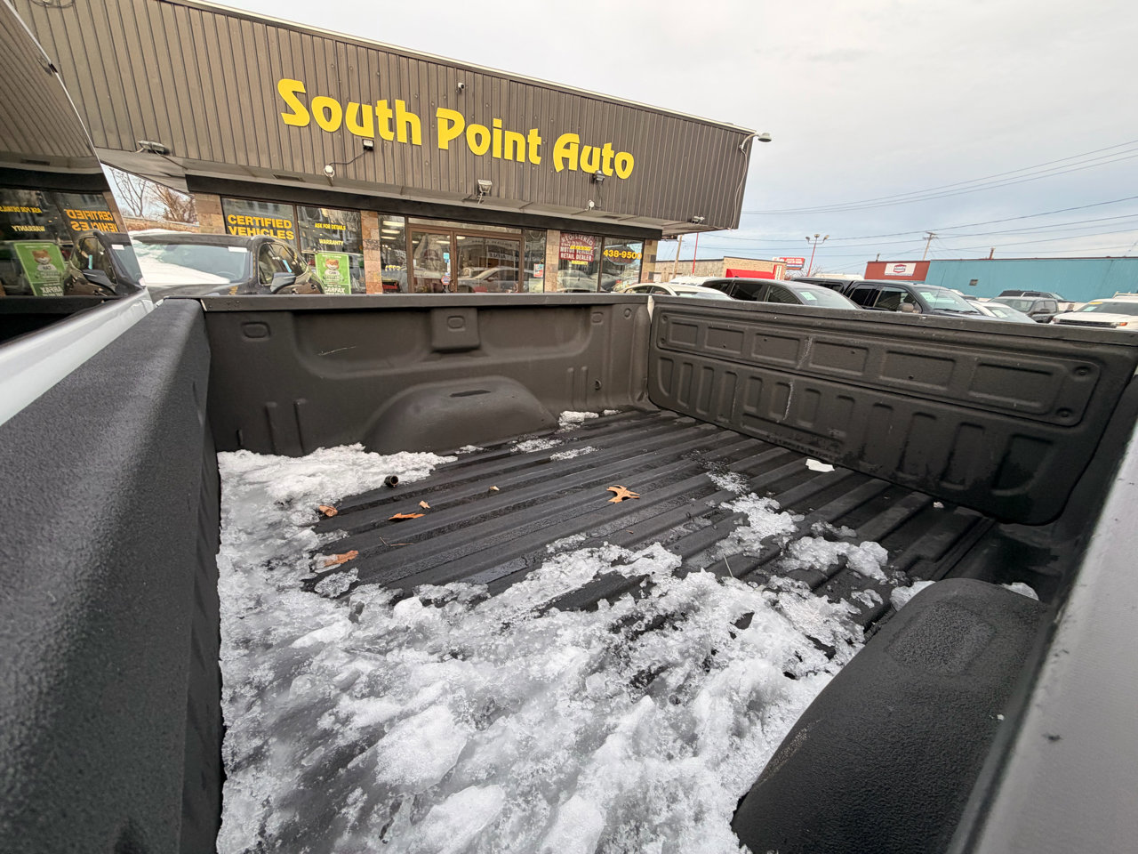 Used 2018 Chevrolet Silverado 1500 LT w/ LT Eassist Package image 11