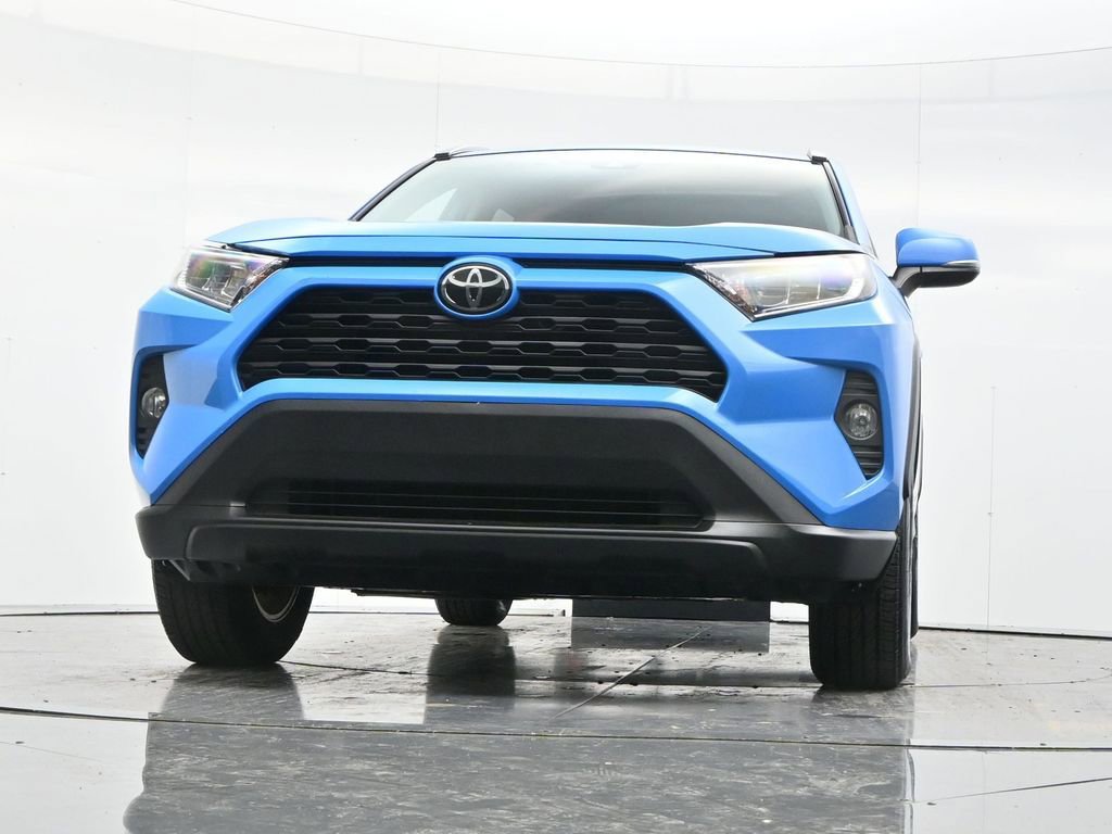 Used 2019 Toyota RAV4 XLE w/ Carpet Mat Package AWD/4WD image 46