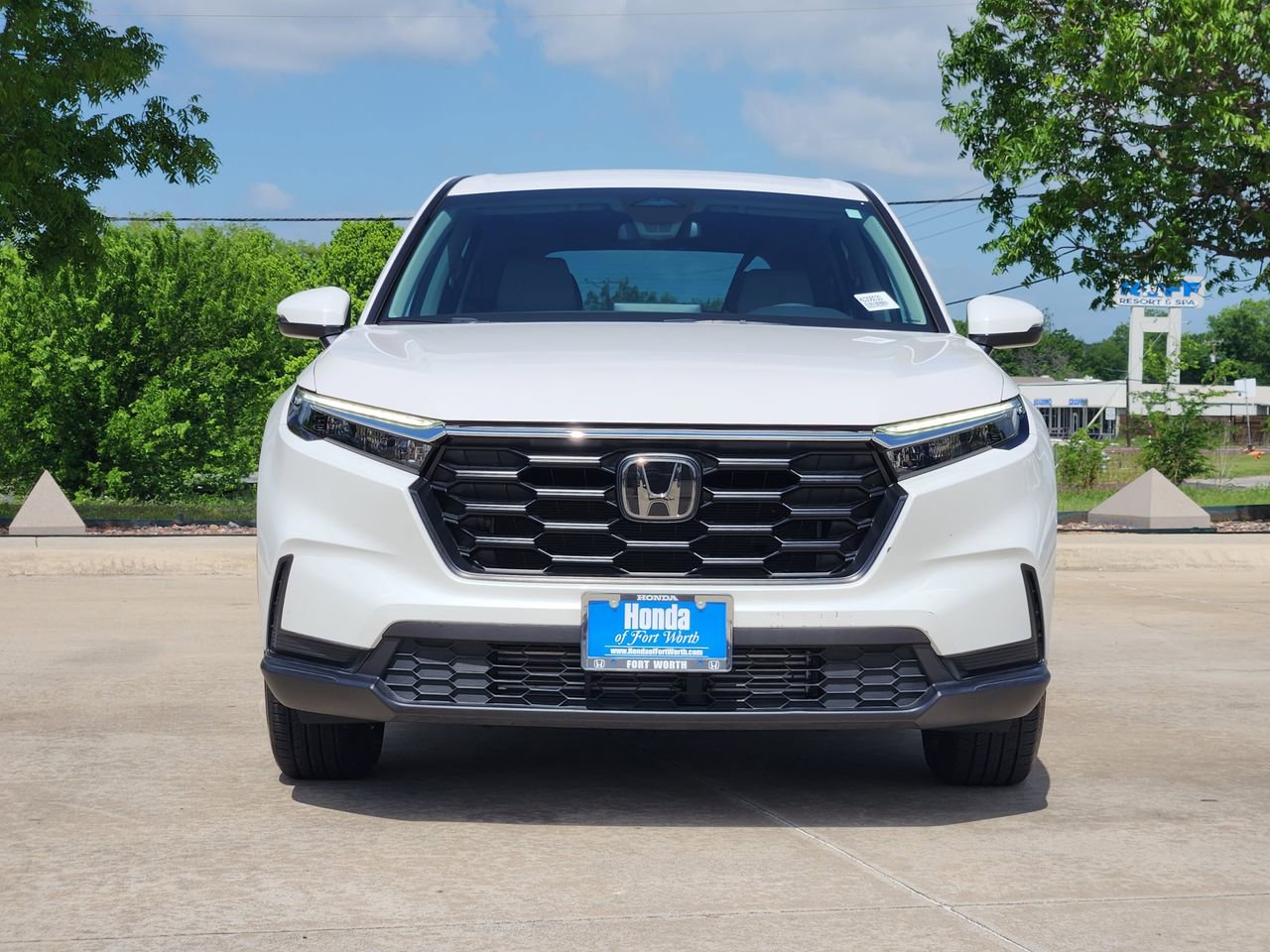 Used 2023 Honda CR-V LX image 2