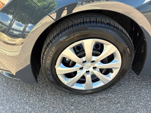Used 2026 Toyota Corolla LE FWD image 15