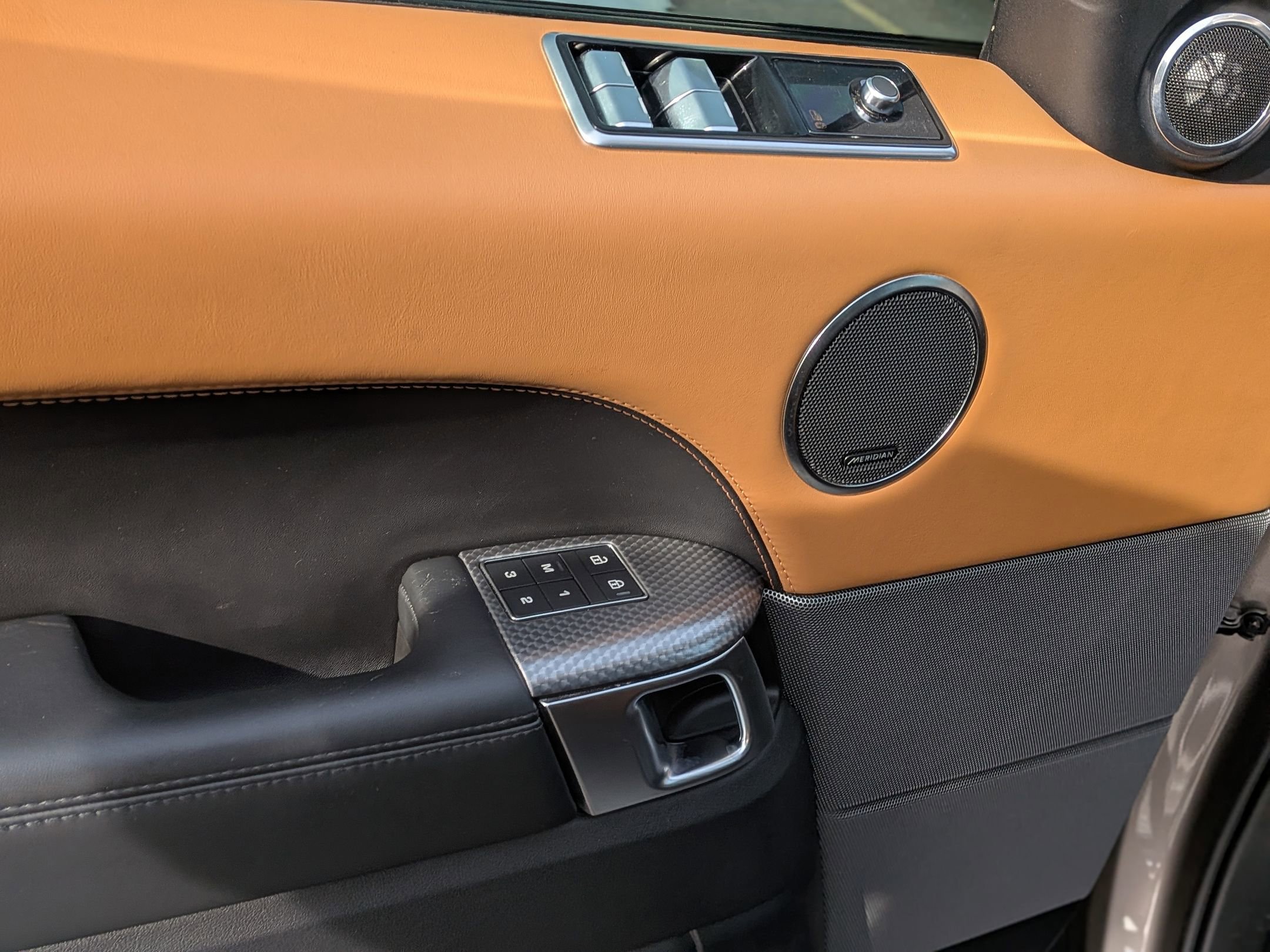 Used 2021 Land Rover Range Rover Sport HSE Dynamic image 15