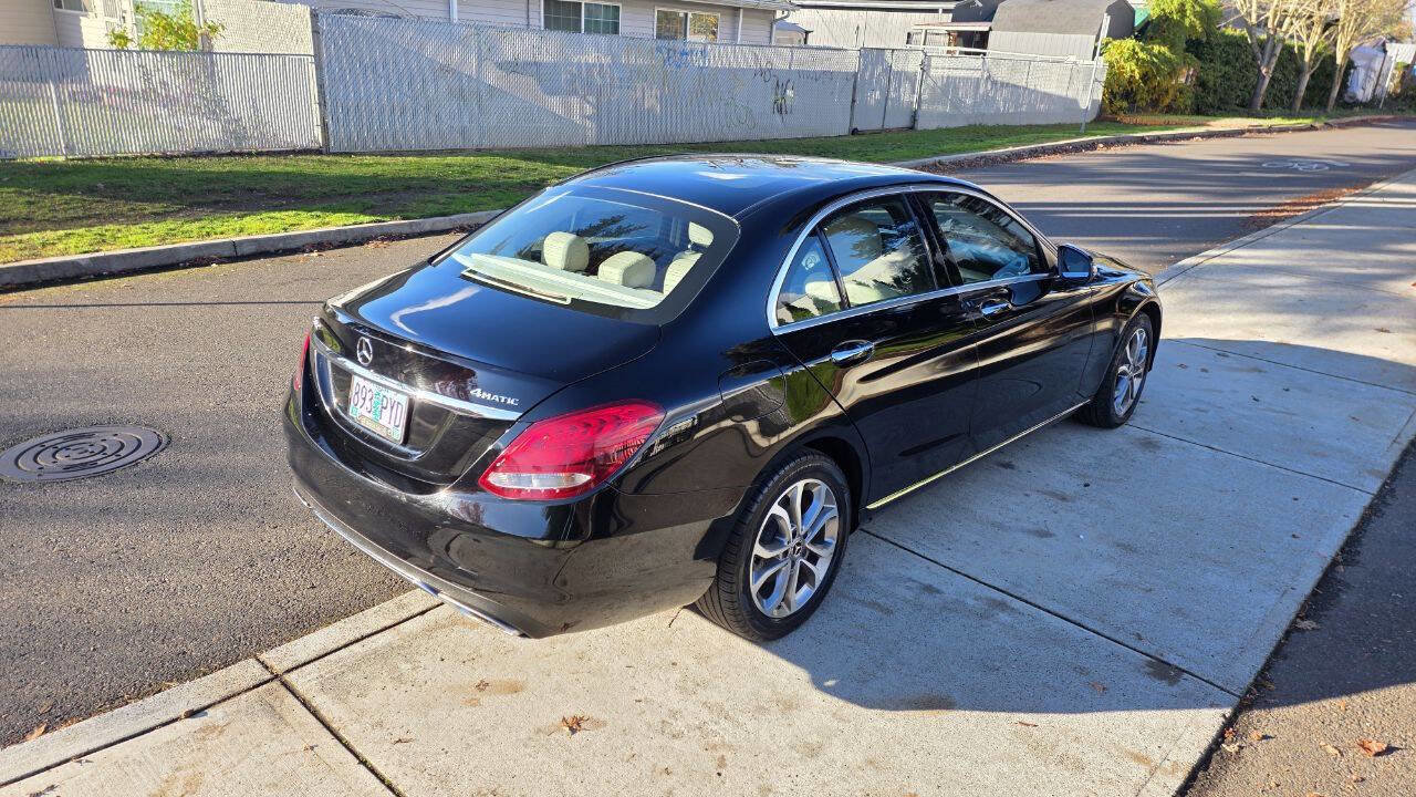 Used 2017 Mercedes-Benz C 300 4MATIC Sedan image 5