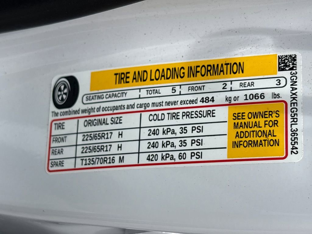 Used 2024 Chevrolet Equinox LT FWD image 16
