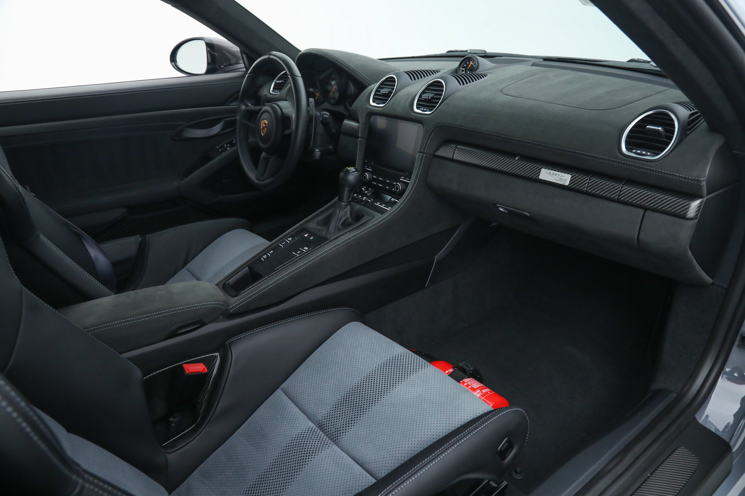 Used 2023 Porsche 718 Cayman GT4 RS RWD image 19