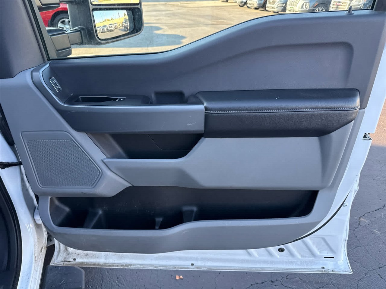 Used 2024 Ford F350 XLT image 24