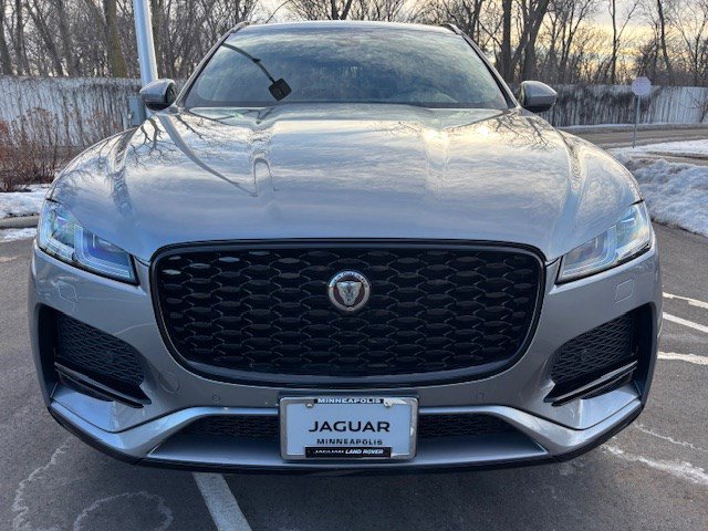 Used 2023 Jaguar F-PACE S image 2