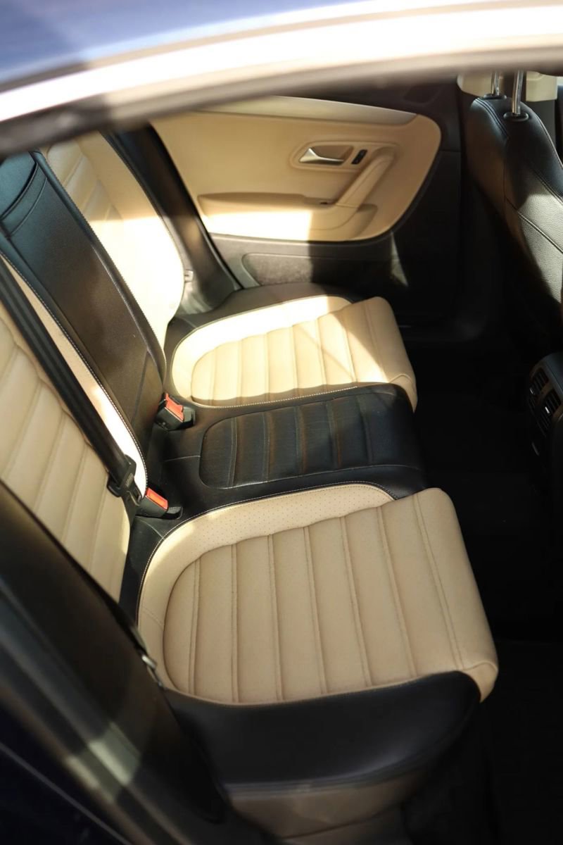 Used 2013 Volkswagen CC R-Line image 49