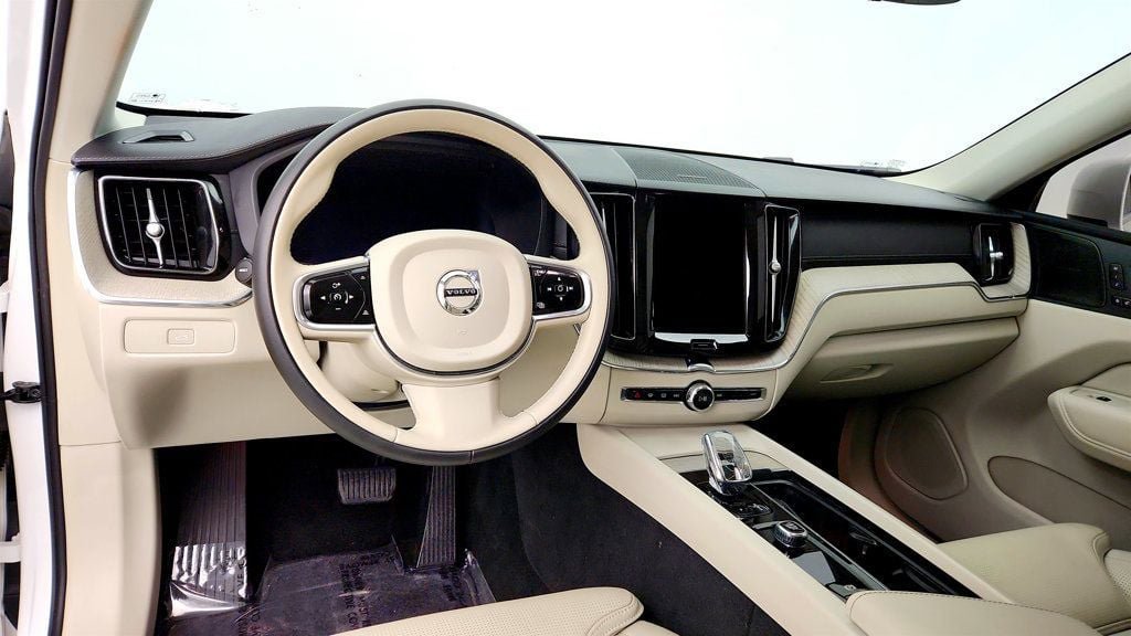 Used 2023 Volvo XC60 B6 Ultimate w/ Climate Package AWD/4WD image 13