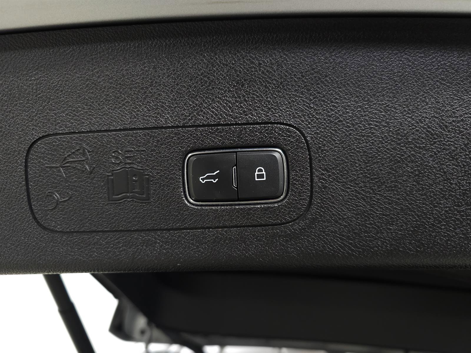 Used 2021 Lincoln Aviator Grand Touring w/ Elements Package Plus AWD/4WD image 8