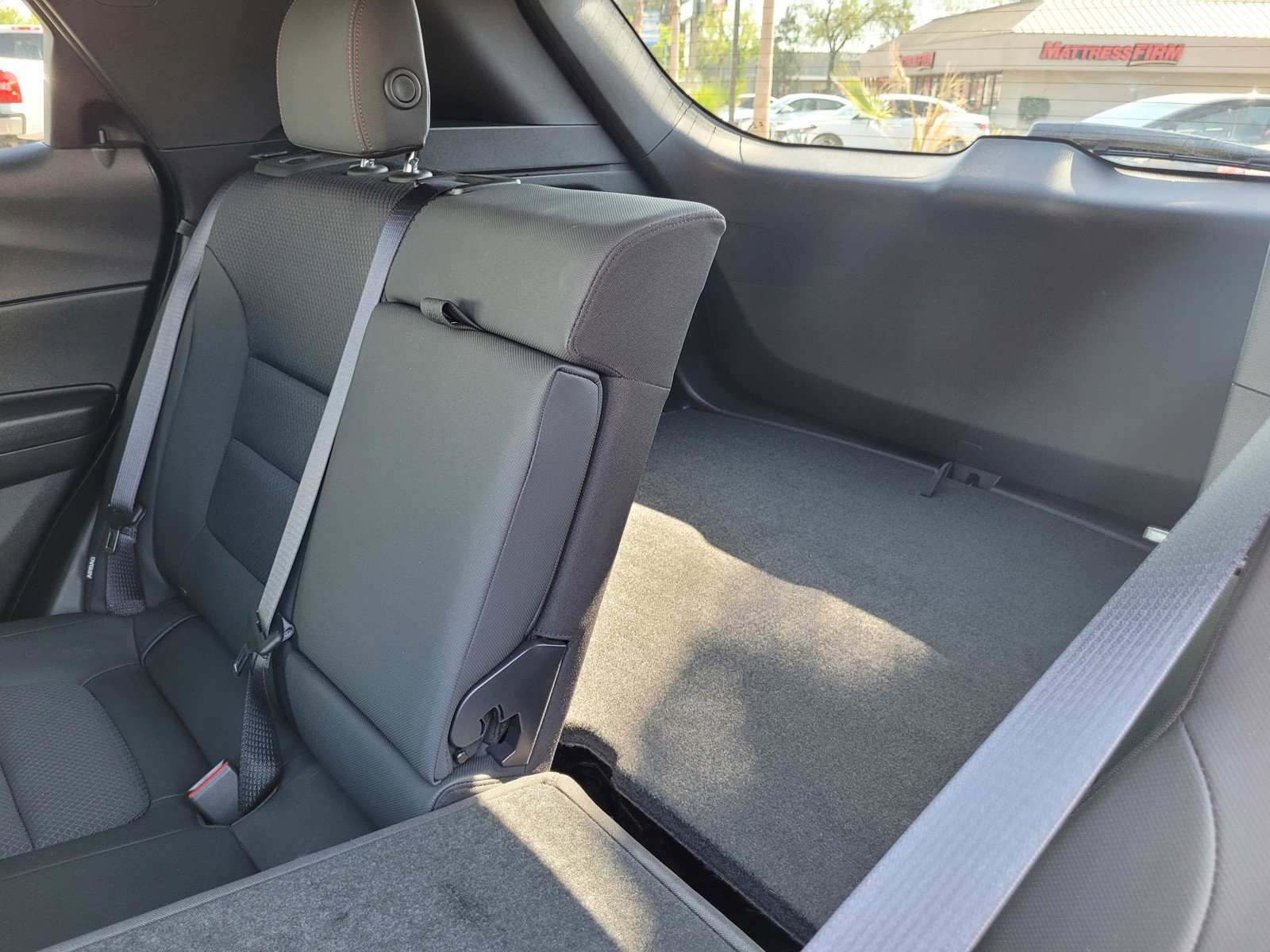 Used 2023 Chevrolet TrailBlazer RS w/ Sun and Liftgate Package image 12