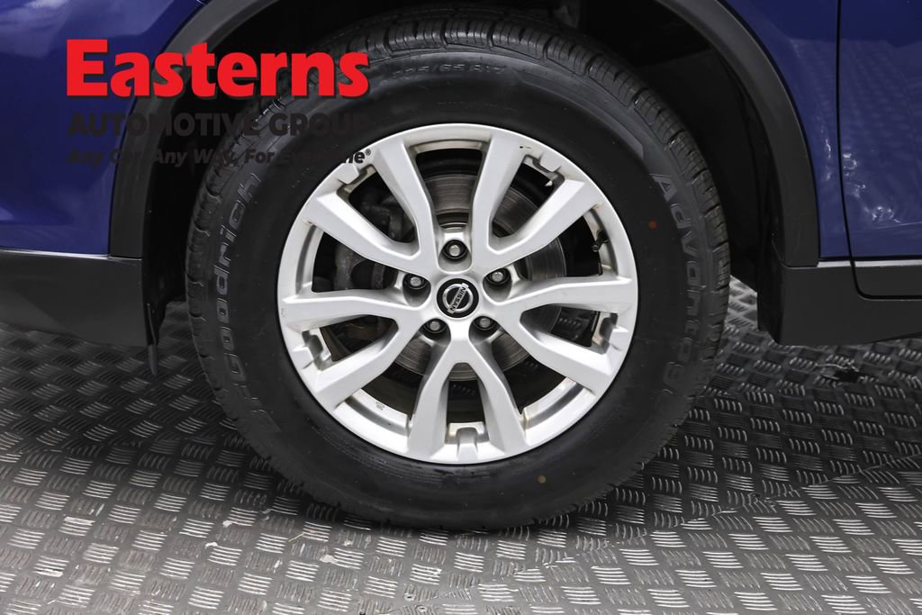 Used 2020 Nissan Rogue SV AWD/4WD image 33