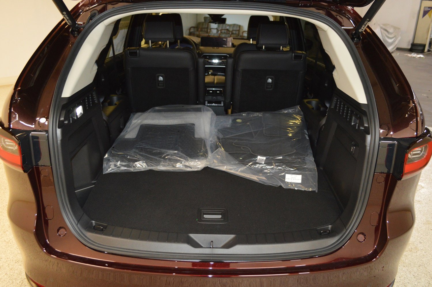 New 2026 MAZDA CX-90 3.3 Turbo w/ Premium Sport Pkg image 13