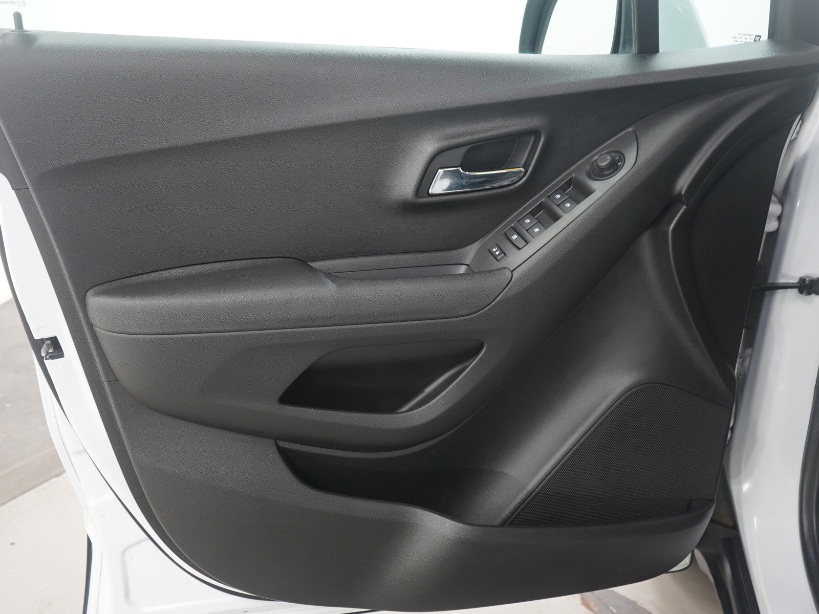 Used 2015 Chevrolet Trax LS image 20