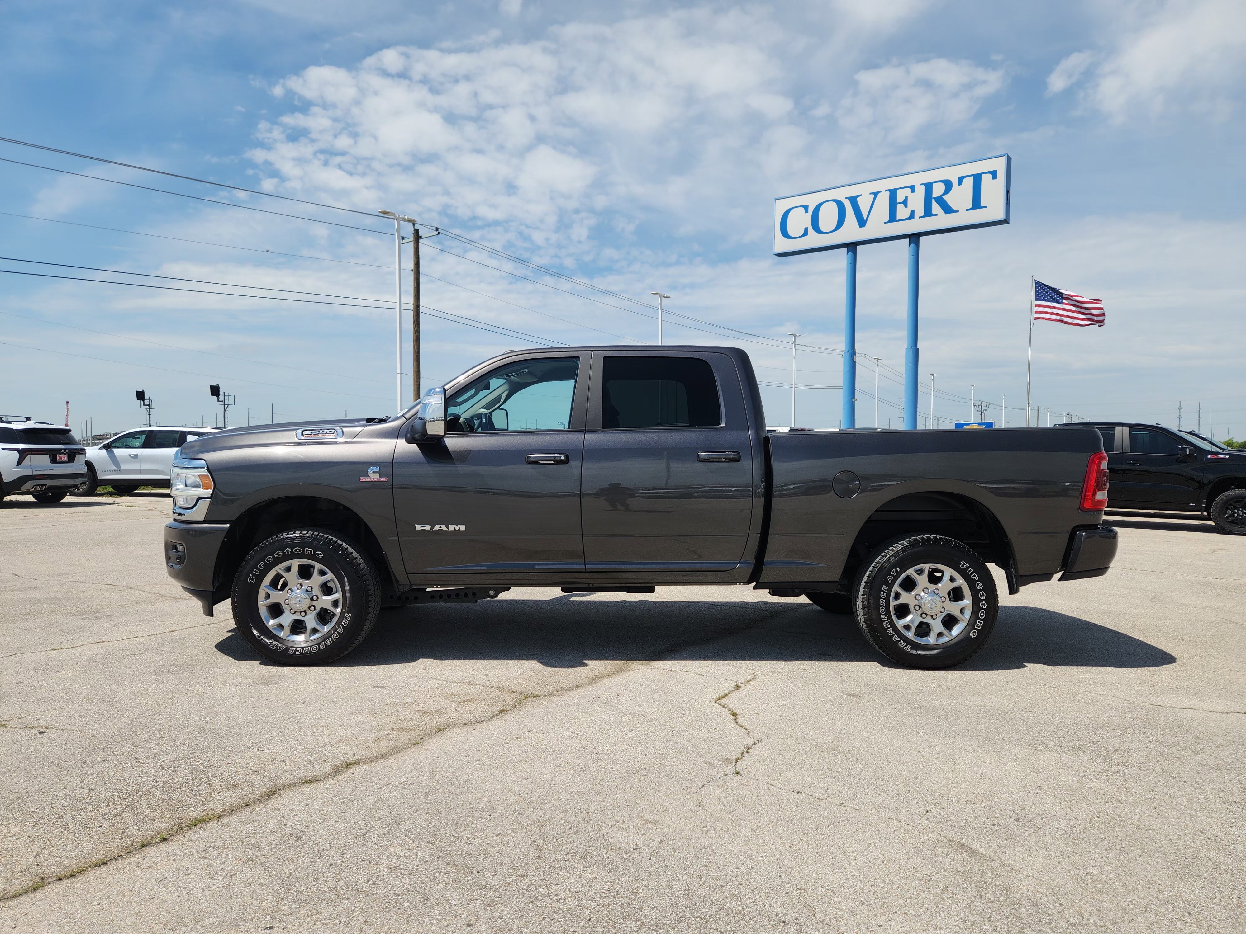 Used 2024 RAM 2500 Laramie AWD/4WD image 4