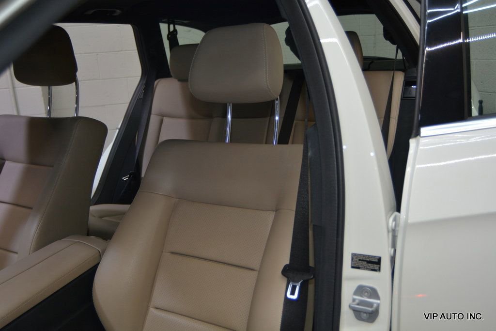 Used 2011 Mercedes-Benz E 350 4MATIC Wagon image 13