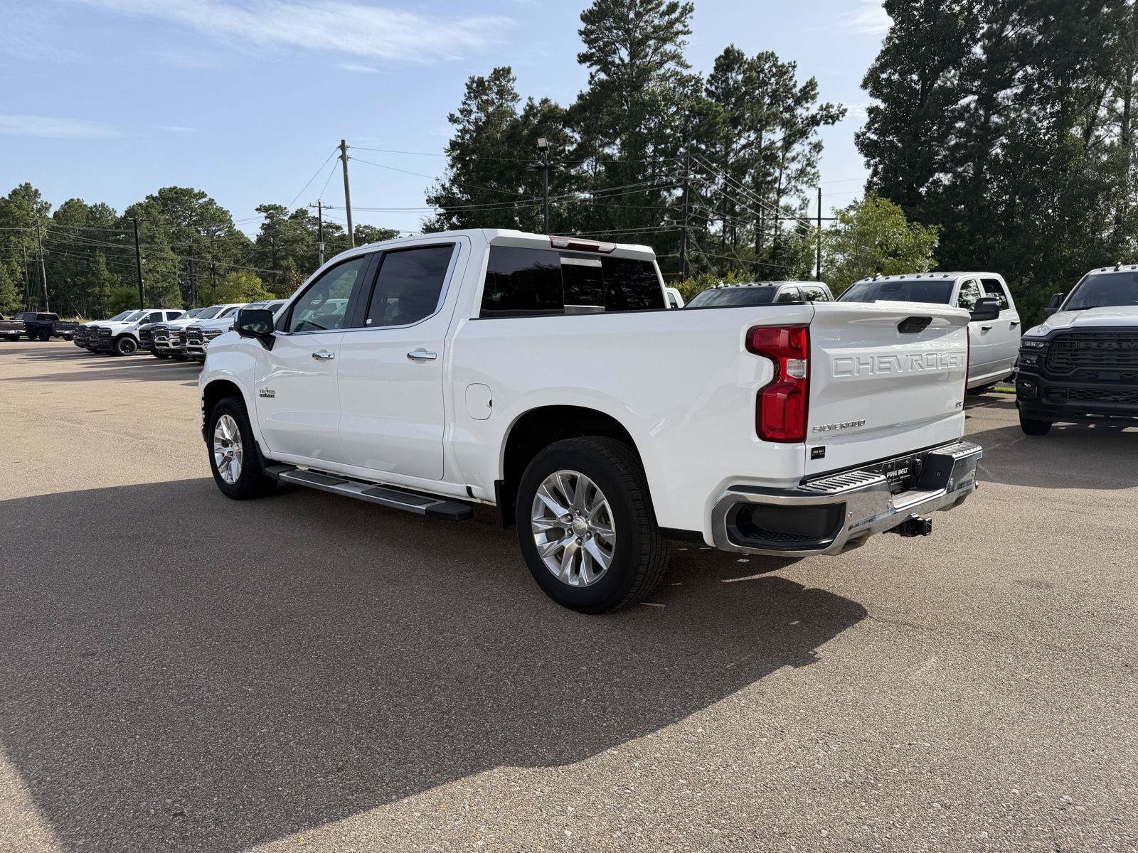 Used 2022 Chevrolet Silverado 1500 LTZ w/ LTZ Premium Texas Edition AWD/4WD image 4