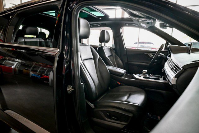 Used 2019 Audi Q7 2.0T Premium w/ Cold Weather Package image 27