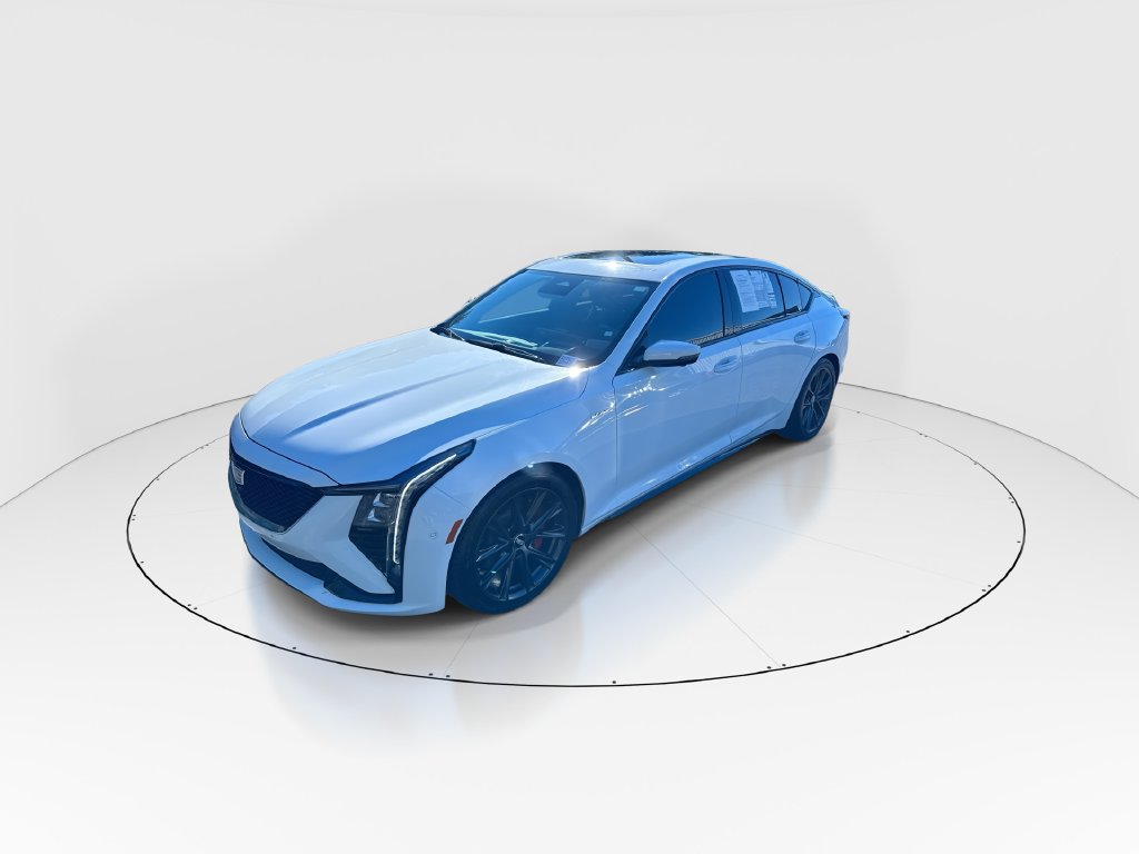 Used 2025 Cadillac CT5 V w/ Technology Package RWD image 4