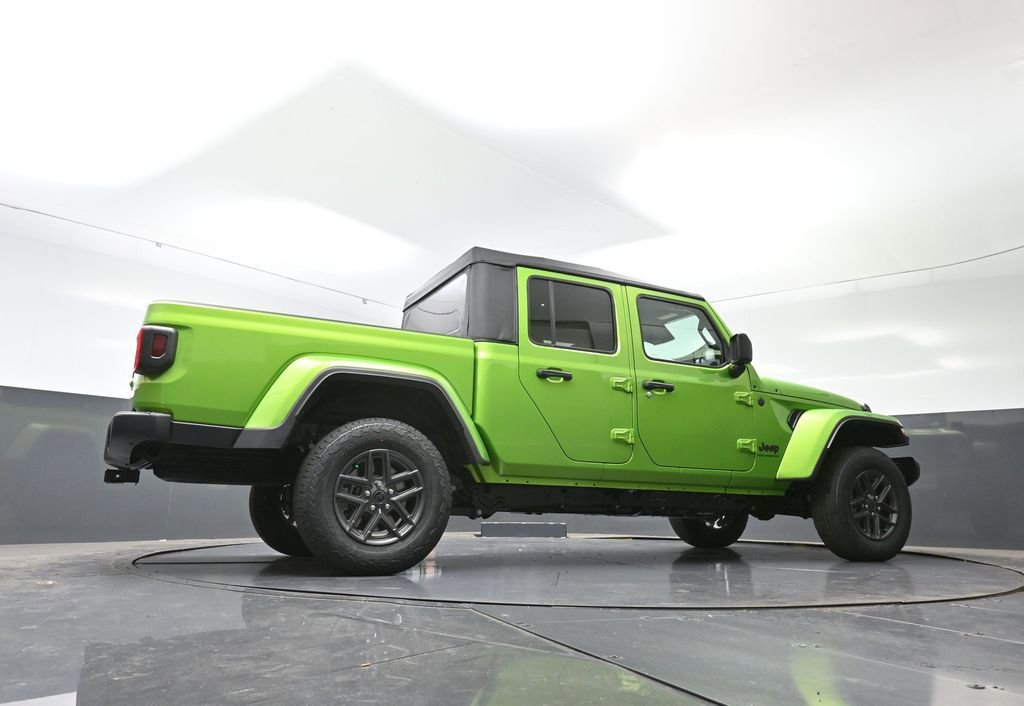 New 2026 Jeep Gladiator Sport image 47
