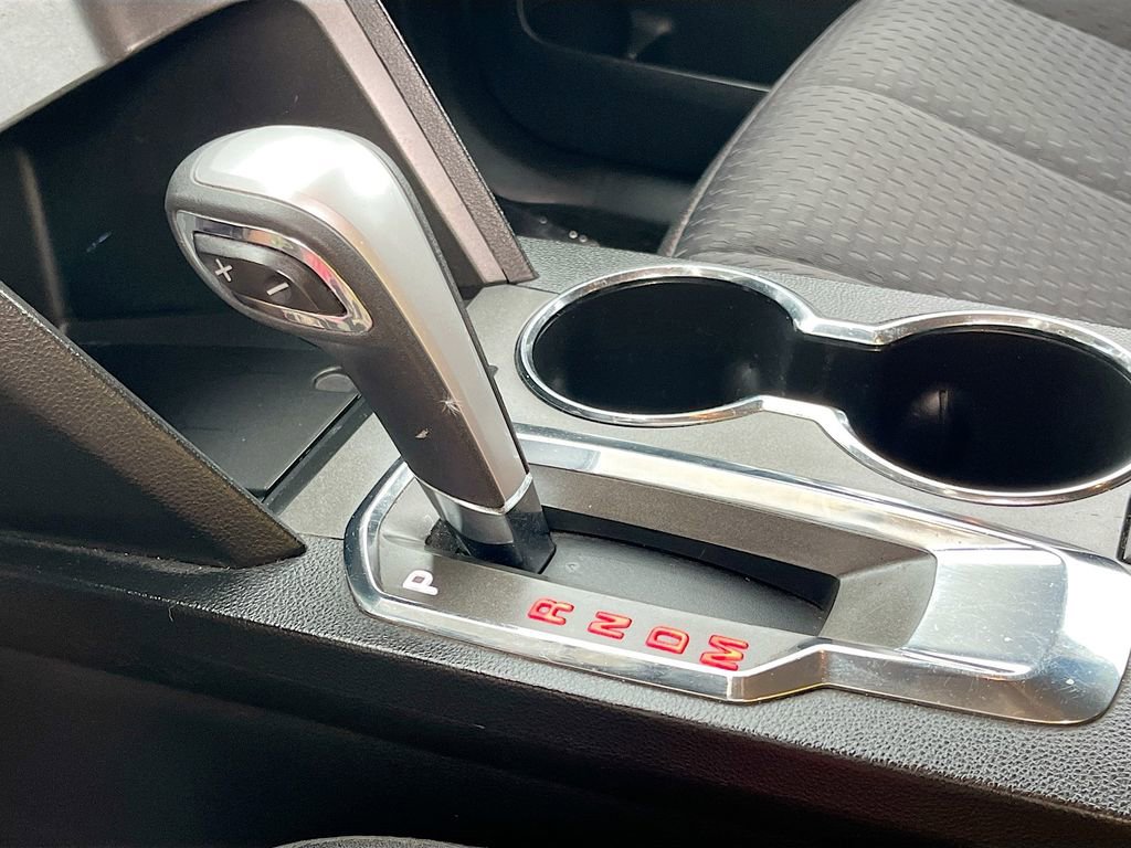 Used 2015 GMC Terrain SLE image 15