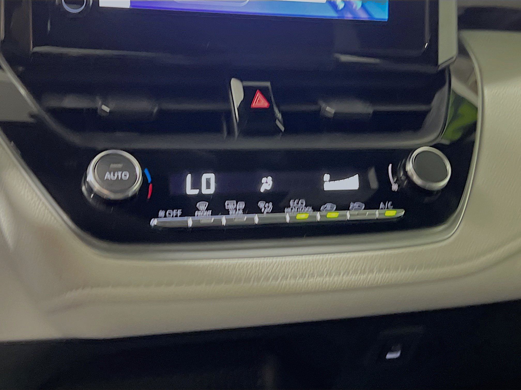 Used 2024 Toyota Corolla SE FWD image 26