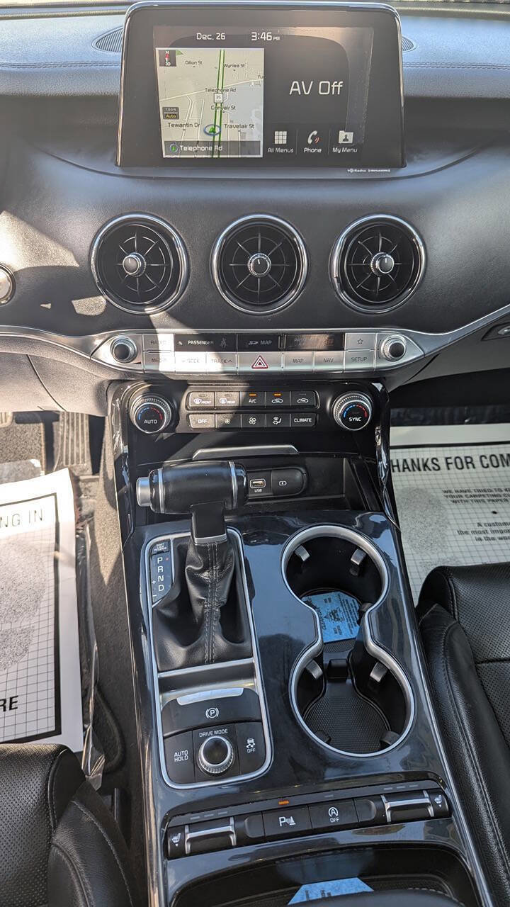 Used 2018 Kia Stinger Premium image 9